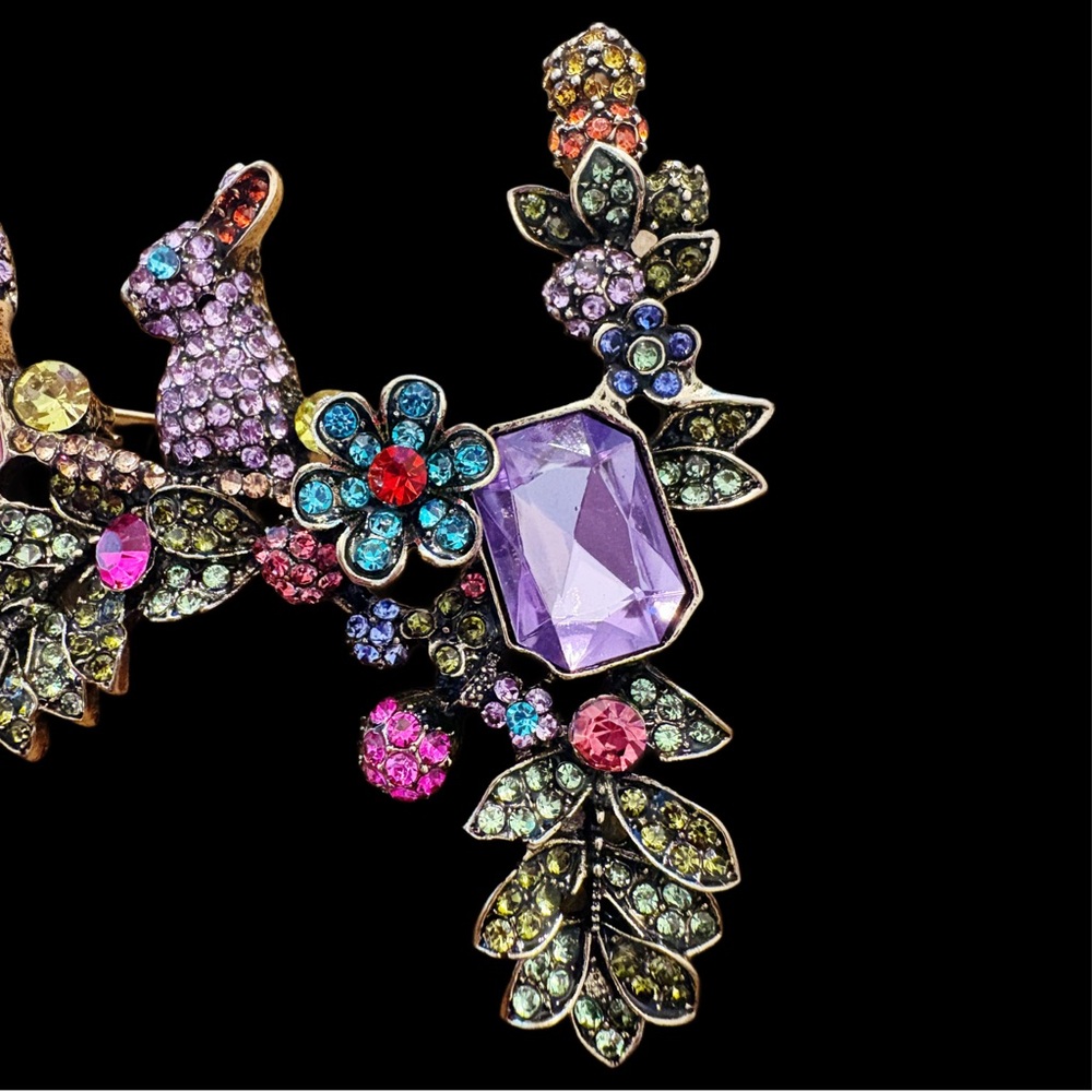 Vintage Style Multicolor Rhinestone Bunny Garden Brooch - Picture 3 of 6